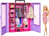 Barbie Fashionista Armario portátil para ropa de muñeca, incluye 3 looks completos, 6 perchas y muñeca, juguete +3 años (Mattel HJL66)