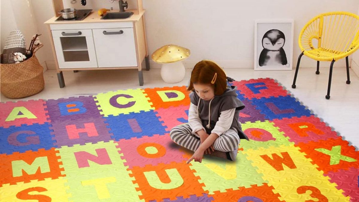 Las alfombras puzle son ideales para jugar en el hogar.