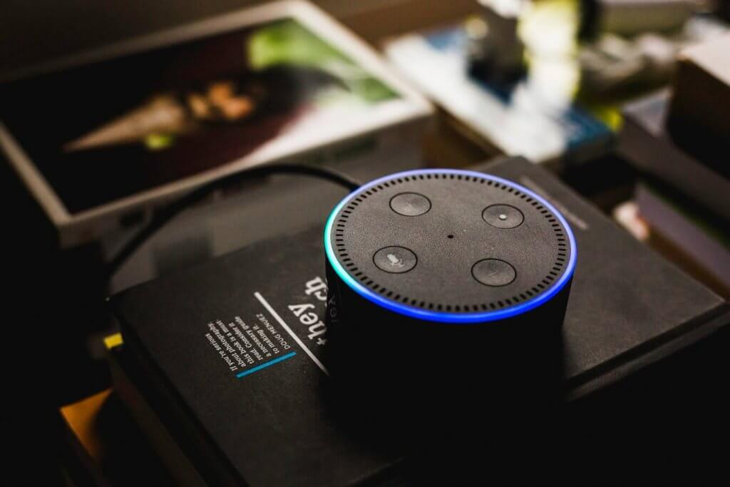 ir al trabajo para agregar Auckland Qué hace Alexa, el asistente de voz de Amazon? · CompraMejor.es