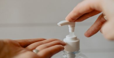 Los mejores geles antisépticos de manos más eficaces para prevenir contagios