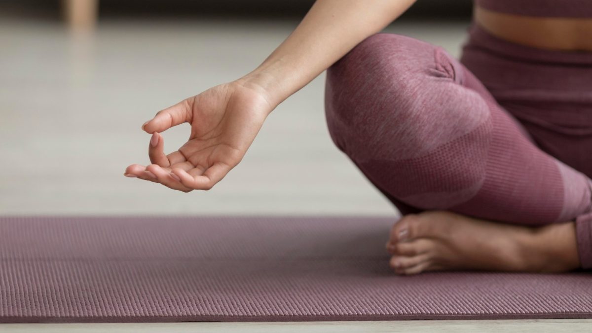 Las mejores esterillas para practicar yoga y no fallar en la compra