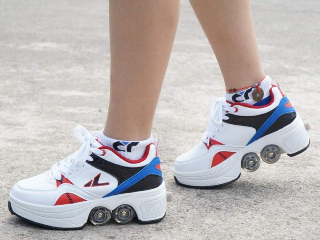 Led Luces Zapatos con Ruedas Dobles para Pequeños Niños y Niña Automática Calzado de Skateboarding Deportes de Exterior Patines en Línea Brillante Mutilsport Aire Libre y Deporte Gimnasia Zapatillas