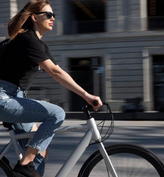 Día Mundial Sin Coches: ¿Cómo elegir la mejor bicicleta eléctrica?