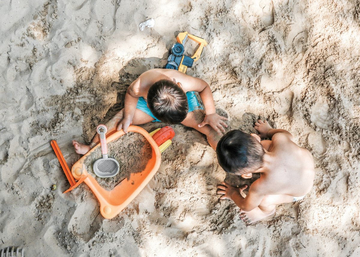 Los mejores juguetes de playa para niños de 4 a 10 años