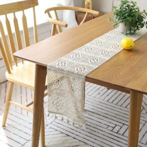Ya sea como complemento o como pieza, los caminos de mesa añadirán un aire más personal y decorativo
