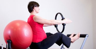 Aros de pilates para tonificar los músculos y aliviar el estrés