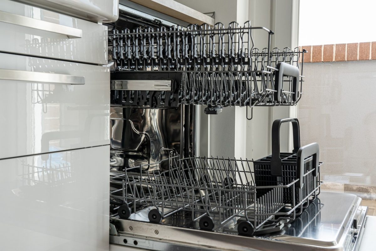Una selección de lavavajillas de 45 centímetros para cocinas sin mucho espacio