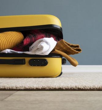 La mochilla para evitar pagar el equipaje de mano: también caben los ‘por si acaso’