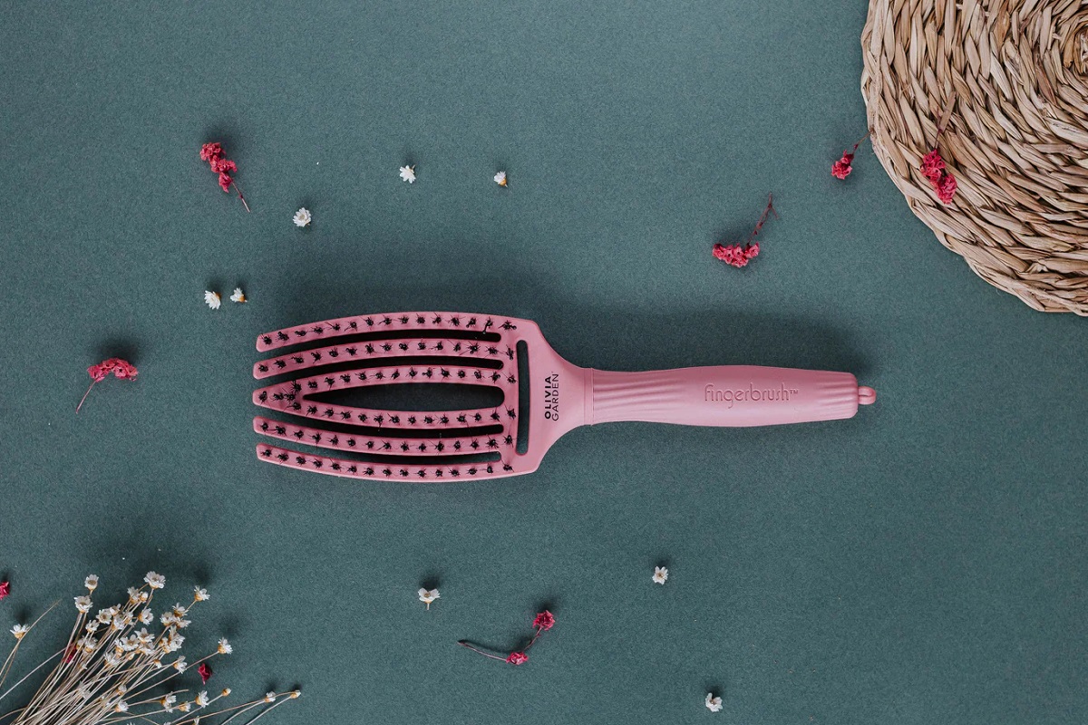 Olivia Garden: el cepillo superventas que promete un brillo espejo y acabar con el frizz
