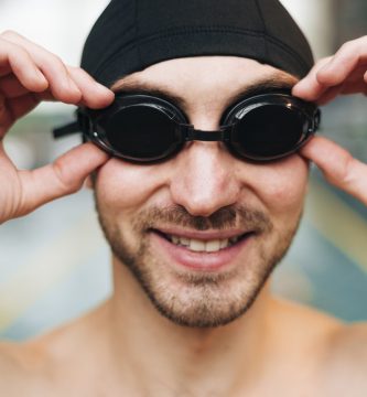 ¿Se empañan tus gafas de natación? La solución son estas de Speedo (y muy baratas)