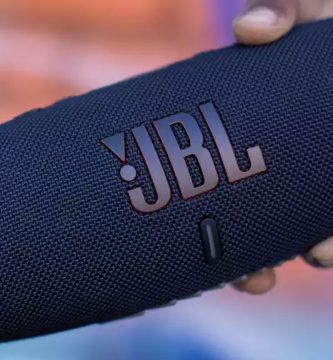 ¡Solo hoy! El altavoz bluetooth JBL Charge 5 al precio más bajo de su historia