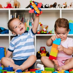 Los mejores juguetes educativos y Montessori que arrasan en Black Friday por menos de 30 euros