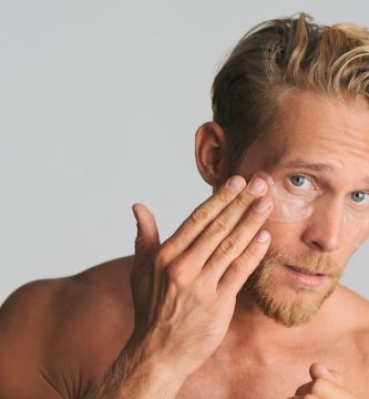 La crema antiarrugas para hombre que necesitas a partir de los 40 años