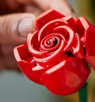 Las rosas LEGO perfectas para el Día de la Madre, rebajadas en Amazon