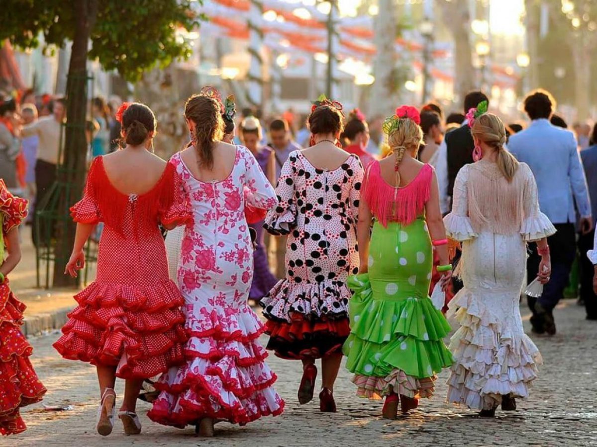 Los vestidos y complementos más económicos para la Feria de Abril de Sevilla