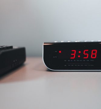 Relojes digitales de mesa para saber la hora y mucho más