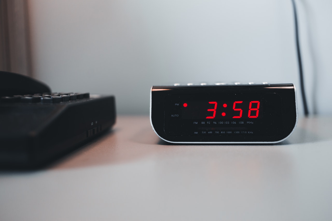 Reloj Despertador Digital Inteligente Para Mesilla De Noche